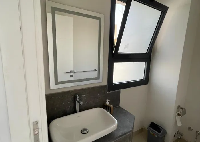 Alpesi faház Cozy 2br Seaview Loft In Mesca Somabay